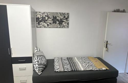 Ferien & Monteur Wohnung 1 - Little Afrika Extensive 5 Zimmer Wohnung - Foto 22