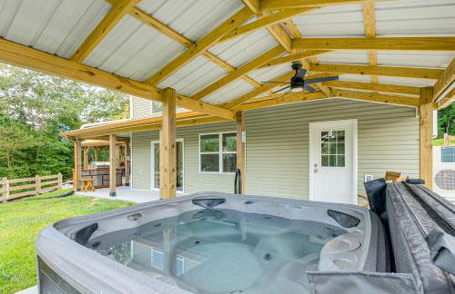 Waterfront Escape in Cub Run with Deck and Hot Tub! - Foto 29