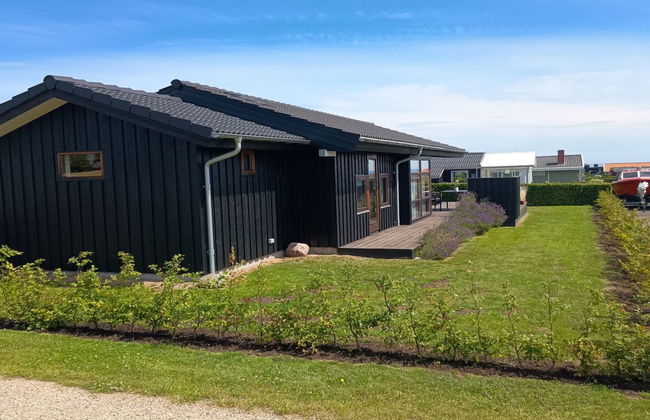 "Anniken" - 250m from the sea - Foto 3