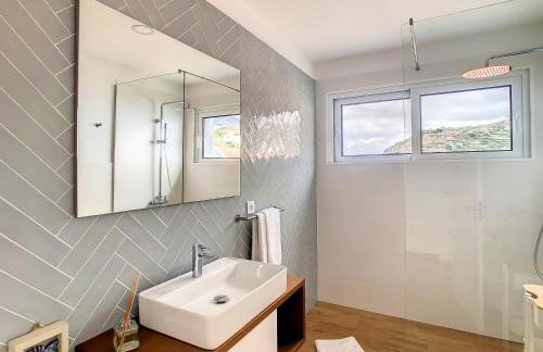 Villa Omar by LovelyStay - Foto 25