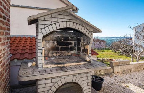 Nice Apartment In Rtina With Wifi - Photo 14