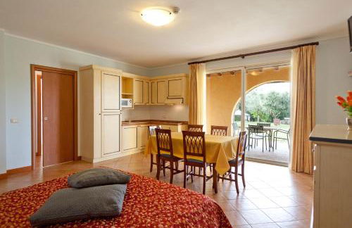 Garda Hill Boutique Apartments with Panoramic Pools e Agriturismo - Foto 37