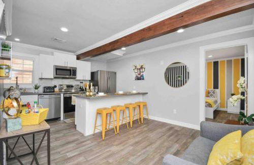 Central Yellow Gem: Cozy Views & Proximity - Foto 26