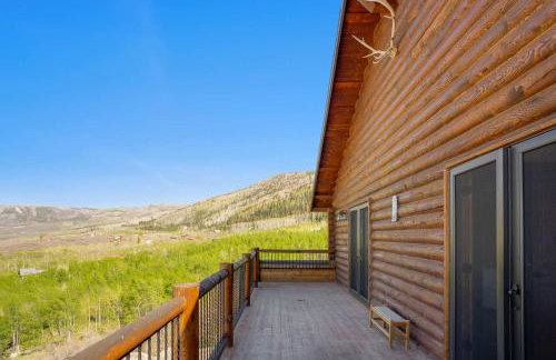 Ski and Ride Mountain Haus - Hot Tub, Fire Pit, Game Room & Deck - Foto 60