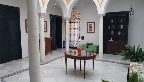 Casa S. XIX en pleno centro de Carmona - Foto 3