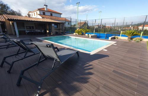 Casa Grande Gondomil com Campo de Padel, Piscina - Foto 12