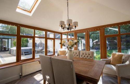 Rainbow Cottage Spacious Detached Home, Hot Tub, Sleeps 7 - Foto 23