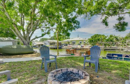 Waterfront Okeechobee Getaway with Backyard Dock! - Foto 1