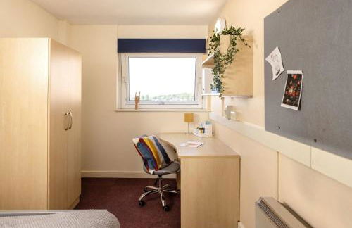 John Lester and Eddie Colman Courts in Salford - Foto 45