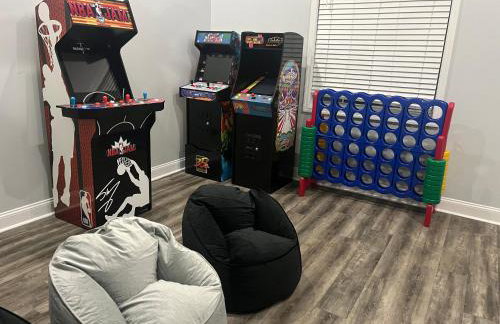 Spacious Waterfront - Sleeps 20! - Foto 21