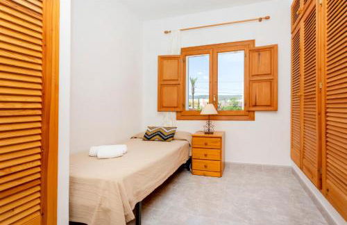 Villa in Playa D´en Bossa sleeps 9 - Foto 26
