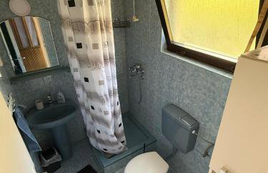 Blue Lagoon Studio Apartments - Photo 11