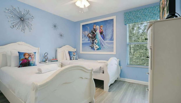 Highland View 6BR Villa Private Pool Near Disney - Foto 2, Zimmer