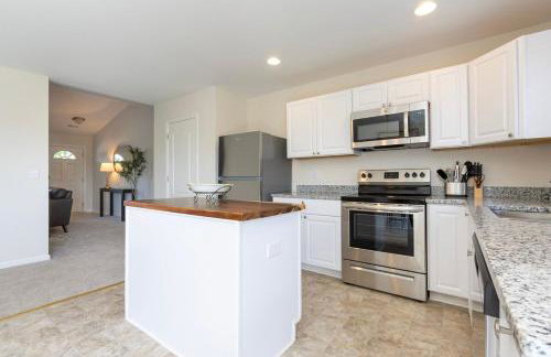 Welcome Families and Pets! 30 nights Entire Home - Foto 9