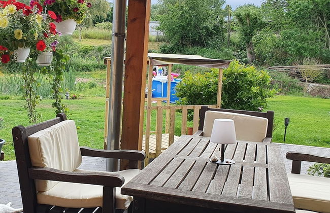 Reizendes Ferienhaus mit Swimmingpool Naehe Ostsee - Foto 29