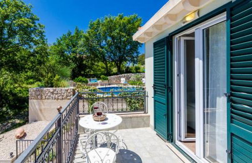 Villa Kate - outdoor pool, 4 bedrooms, free parking - Photo 33