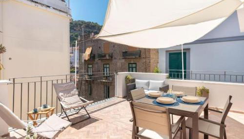SorrentoVibes - Luxury New Sorrento Home with Terrace - Sleeps 12 - Foto 1