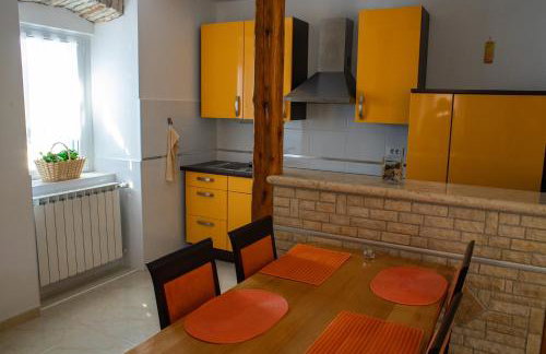 Olive Tree Apartments - Photo 4