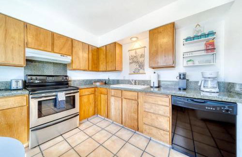 CDA Loft With Private Rooftop Patio And Free Parking - Foto 9