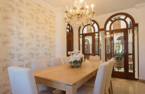 Andalusian villa on the sea and the bay of Malaga - Photo 56