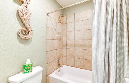 Balcony, Pool and Beach Access Port Aransas Condo! - Foto 14