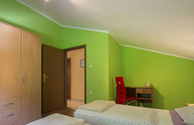 Adorable Holiday Home With Private Pool & Terrace With Barbecue - Foto 4