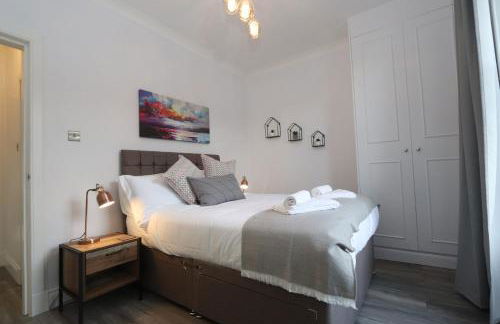 Dollar Apartments-39 Bridge Street - Photo 56