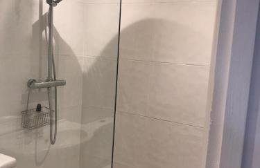 The Old Gin Distillery est 1850 - Foto 12