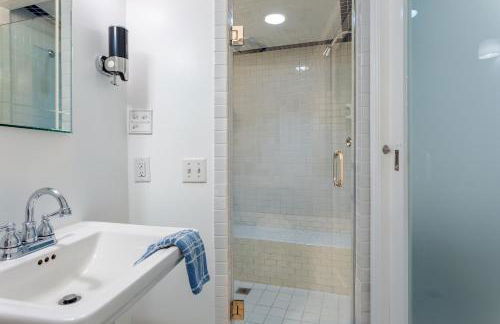 Hillside Home with Outdoor Oasis and Pool - Foto 22