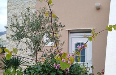 Apartments Karoma - Foto 1