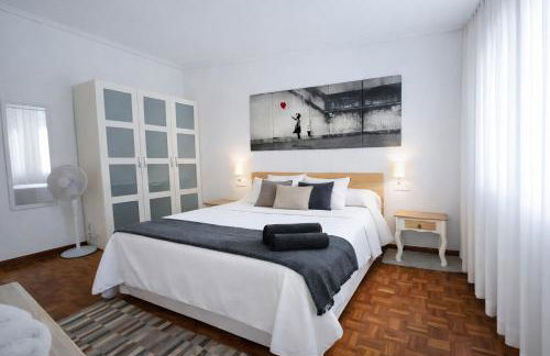 Piso luminoso, amplio y tranquilo en Casco Viejo - Foto 3