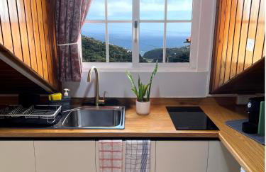 Sea & Mountain View Lombo de Cima House BBQ & Wifi - Foto 1