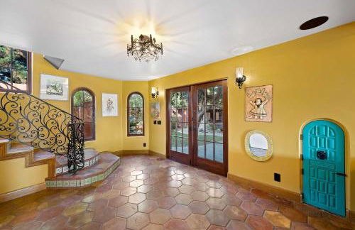 Skyline and Bay Views Spanish Villa Pool and Hot Tub - Foto 47