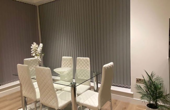 Marvelous 3 Bed Penthouse in Kewbridge - Foto 12