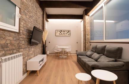 Céntrico, junto a estación de bus/tren, y playas - Foto 1