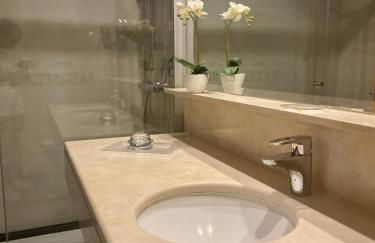 Artplatinum Suites & Apartments - Photo 42