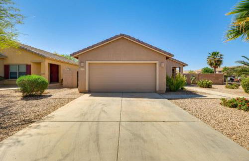 Backyard Oasis Updated San Tan Valley Escape - Foto 27