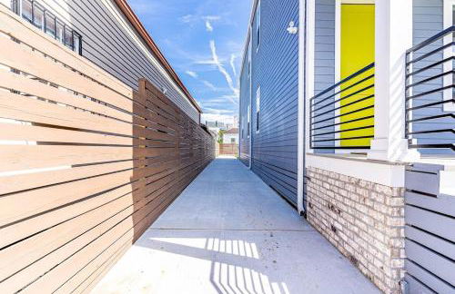 NOLA Modern Home Views of Superdome Jazz Fest - Foto 32