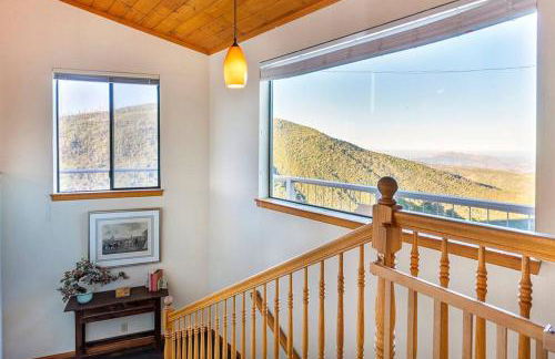 A LIVING CANVAS Amazing Lake View Custom Home - Foto 54