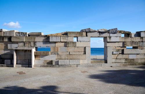 Infinite Ocean View w/ Free Parking By TimeCooler - Foto 33