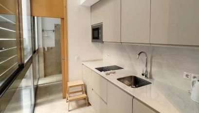 ESTUDIO TRANQUILO EN PLENO CENTRO DE MALAGA - Foto 5