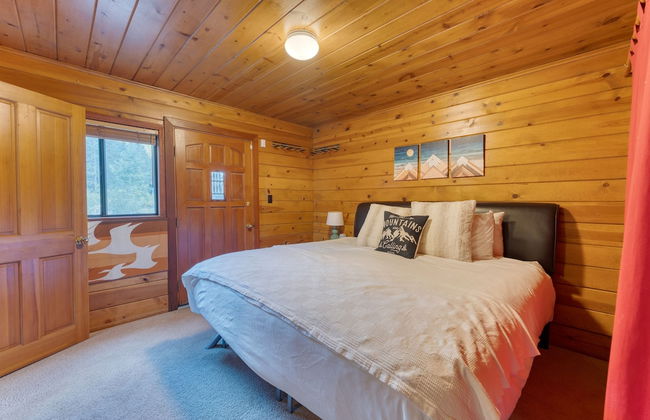 Riversong Lodge by Avantstay Sauna Hot Tub On The Truckee River - Photo 25