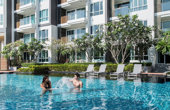 First Choice Grand Suites - Photo 48