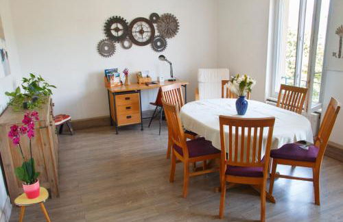 Colmar Friends and Familly guest home - ALL INCLUSIVE - COLMAR Gare - Jardin - Combles et Vous - Foto 20