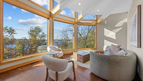 Family Lake Retreat Private Beach Dock Views - Foto 2