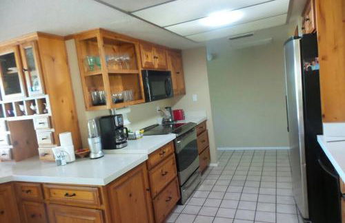 Water Front Sweet Home - Photo 44