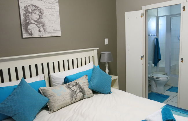 Cherry Lane Self Catering BB - 1 Bedroom Bathroom With Shower for 4 Guests - Foto 8