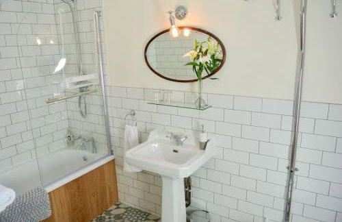 Nest Holiday Hideaway Dove Cottage-Beautiful Location in the Long Mynd Area of Outstanding Natural Beauty-WHIRLPOOL JACUZZI BATHS!! - Foto 29