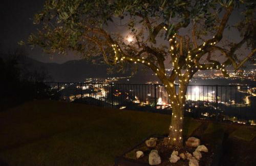 Bright flat over the hills of Lake Garda - Foto 29