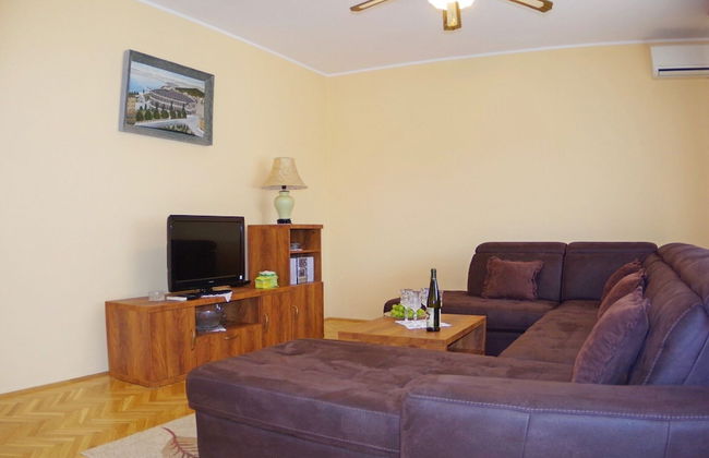 Peaceful Villa in Jursici With Private Pool - Foto 11